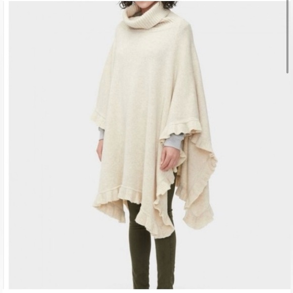 🆕 UGG Women's Jacey Wool Blend Turtleneck Poncho NWT - Picture 2 of 10